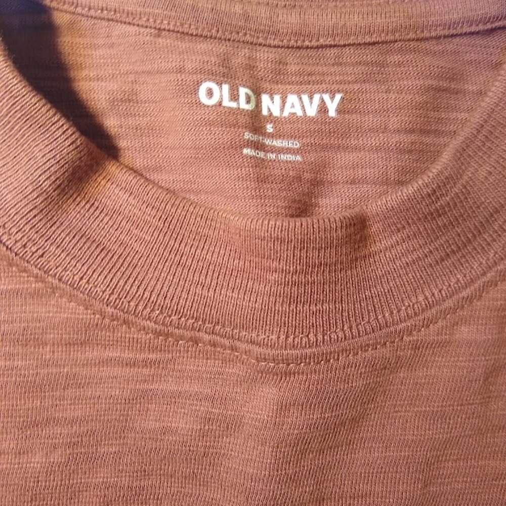 NWOT Old Navy S Men's soft washed rugby mock   molasses candy color
